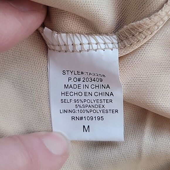 Love J Leopard Print Sleevelesd Women's Top Size M  NWT - Picture 8 of 10